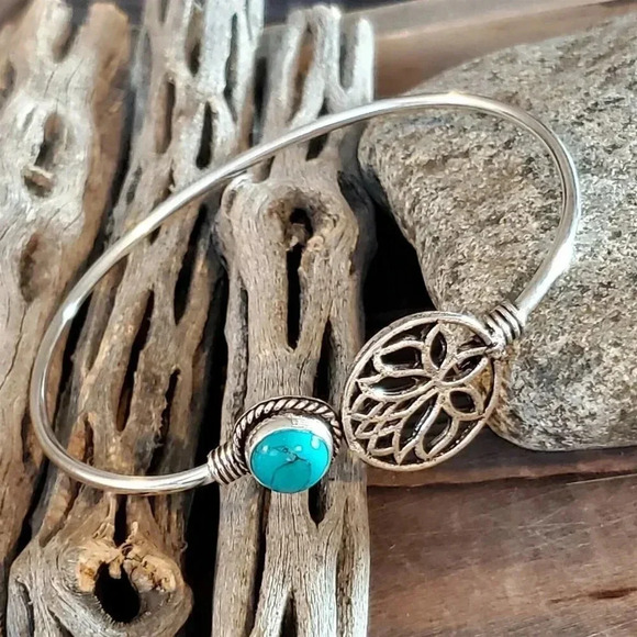 Handcrafted Turquoise Gemstone Lotus Sterling Silver Overlay Cuff Bracelet 6743R - Picture 3 of 8